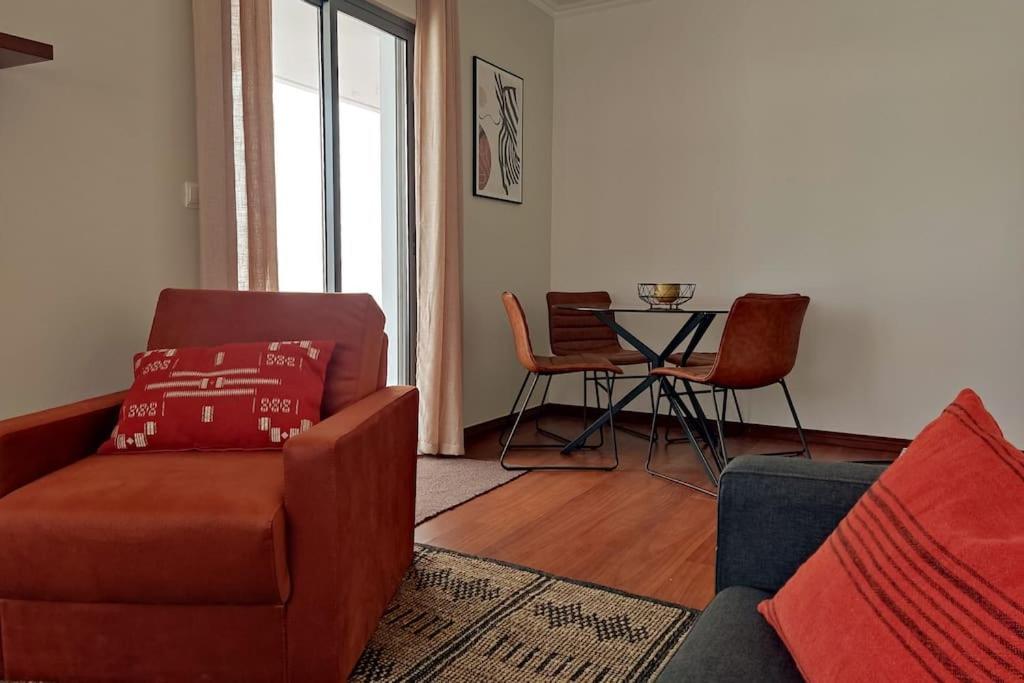 Casa 84 Διαμέρισμα Πόντα Ντελγκάντα Εξωτερικό φωτογραφία