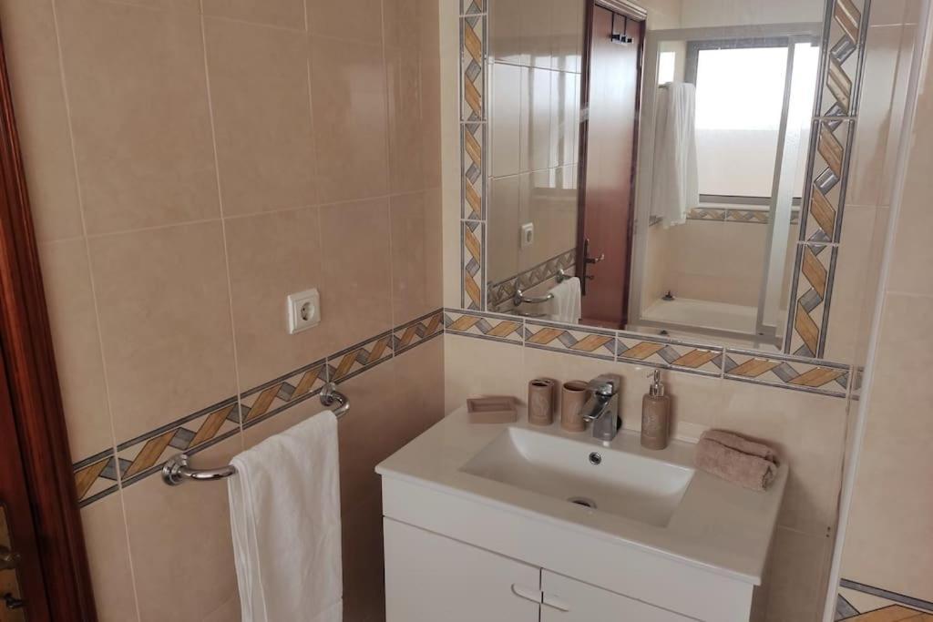 Casa 84 Διαμέρισμα Πόντα Ντελγκάντα Εξωτερικό φωτογραφία